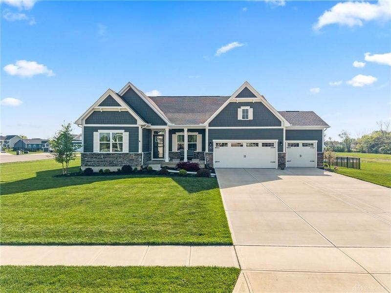 243 Chapel Court, Troy, OH 45373 Photo 2