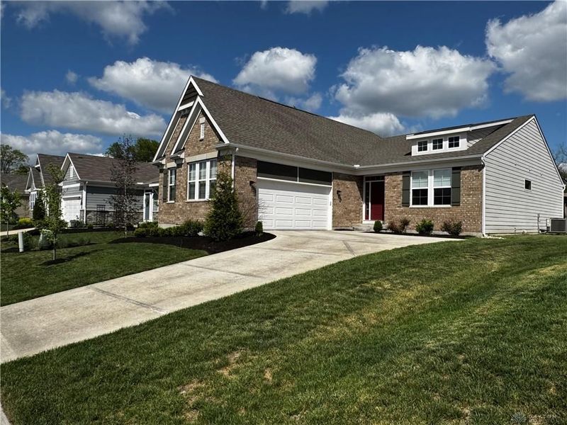 1953 Prestwick Bend, Miamisburg, OH 45342 Photo 1