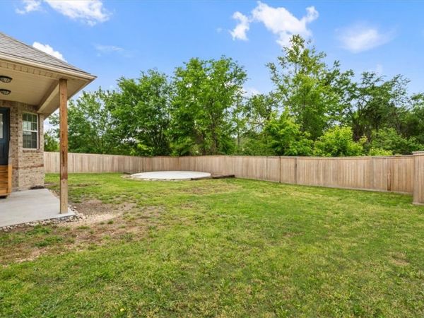 739 W Partridge Drive, Fayetteville, AR 72701