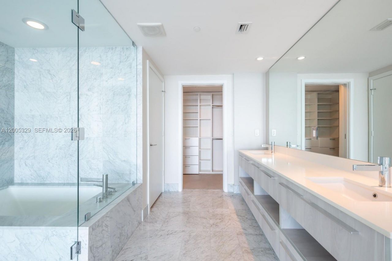 3131 NE 7th Ave, Unit 1406, Miami, FL 33137 Photo
