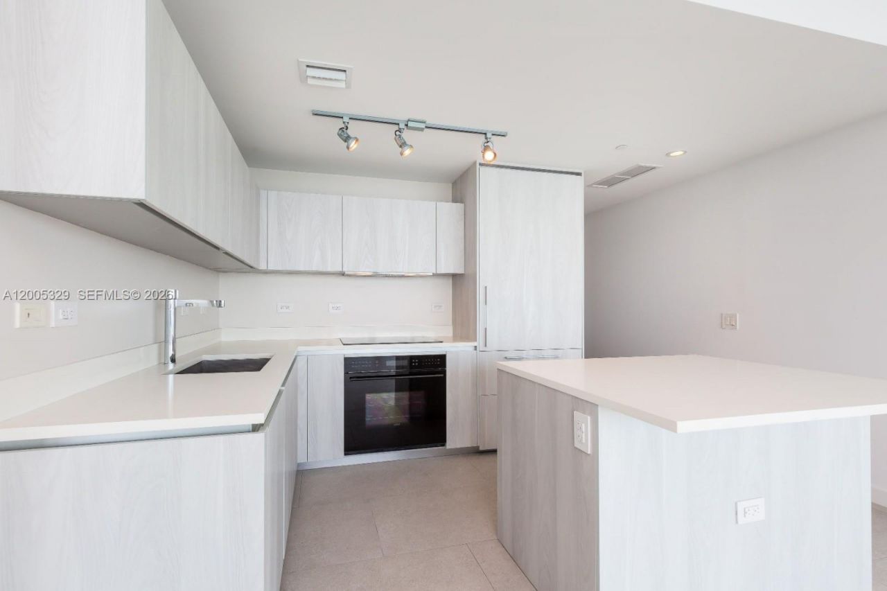 3131 NE 7th Ave, Unit 1406, Miami, FL 33137 Photo