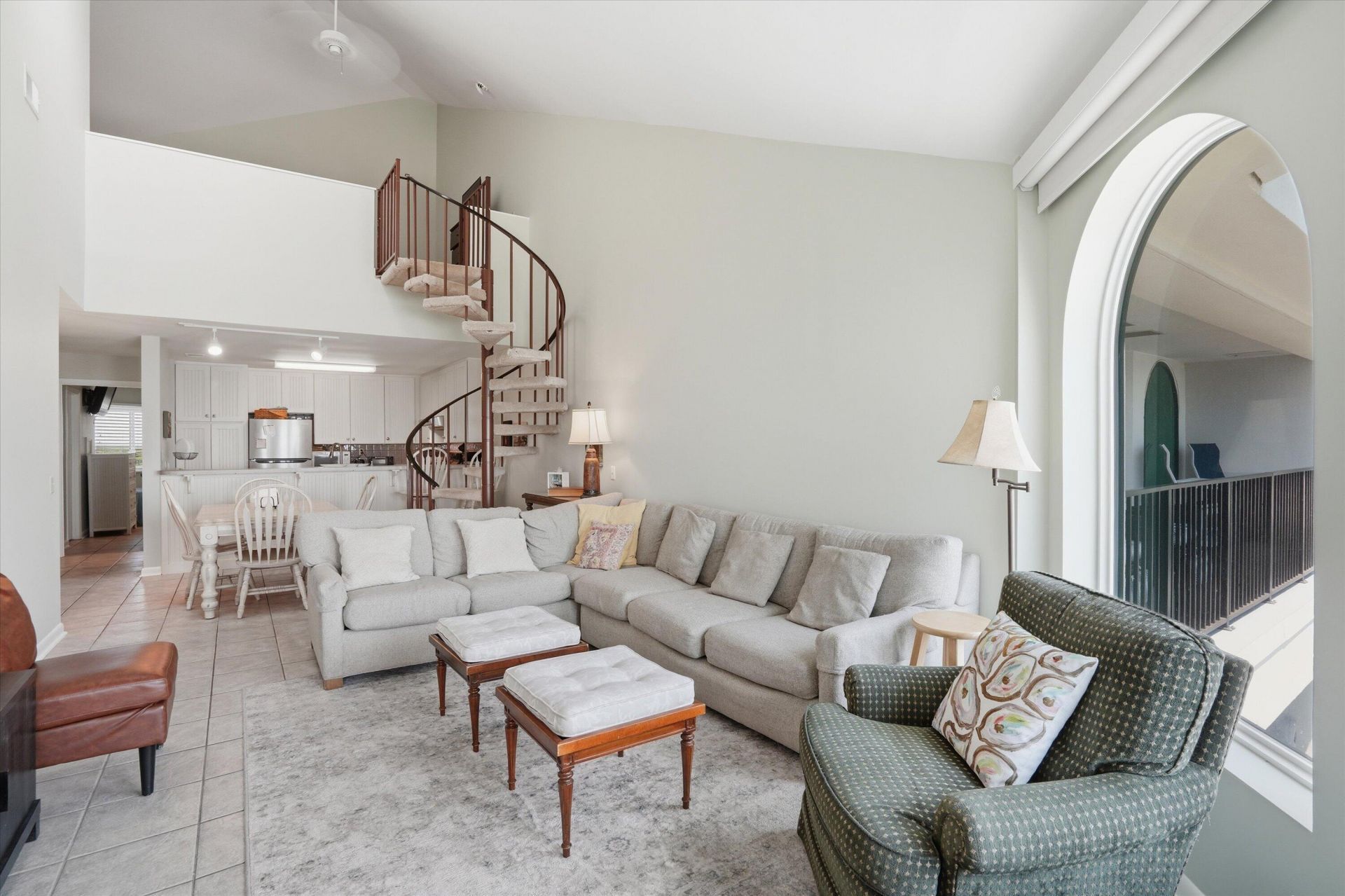 9002 Palmetto Drive Photo 10