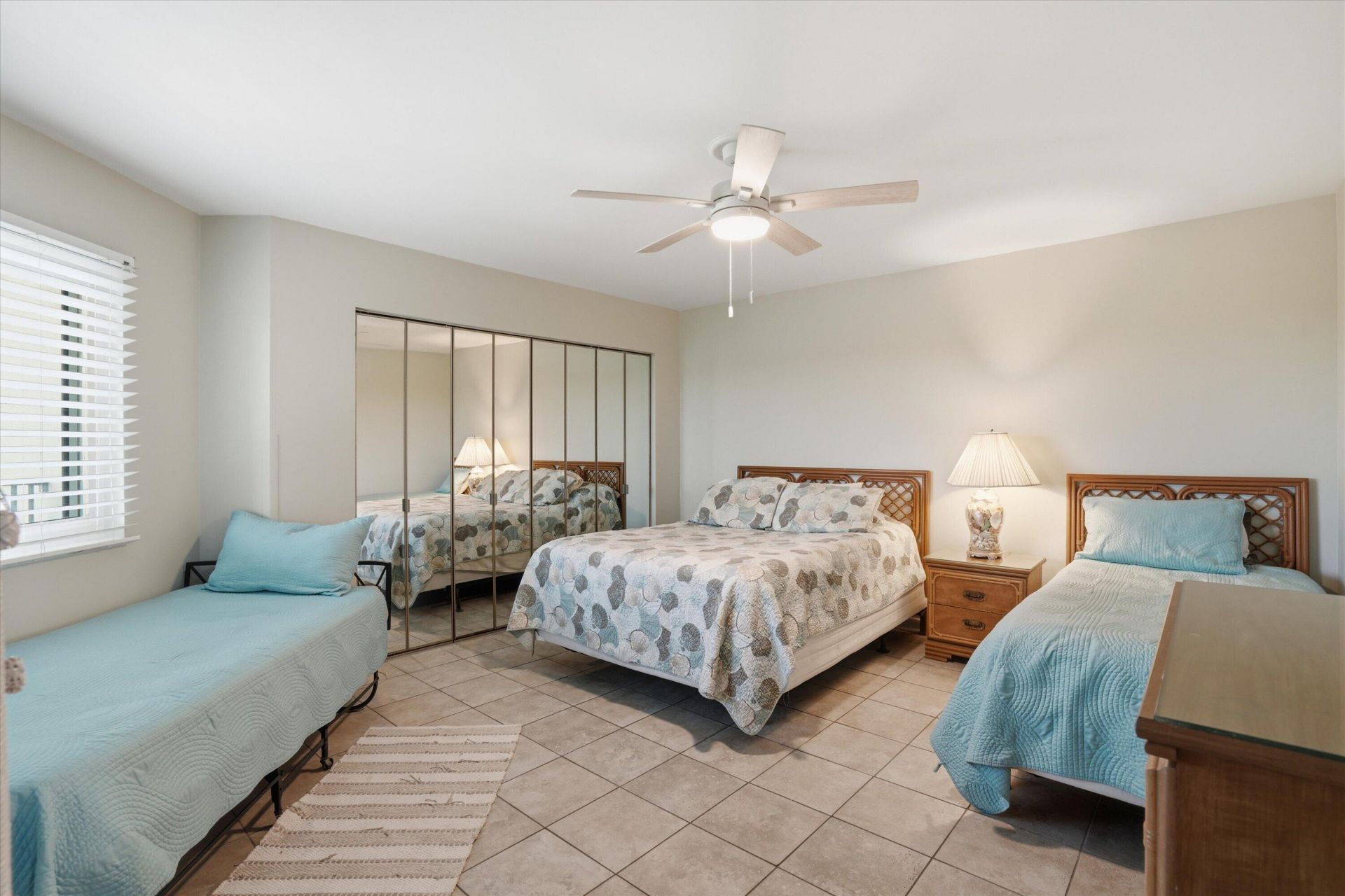 9002 Palmetto Drive Photo 16