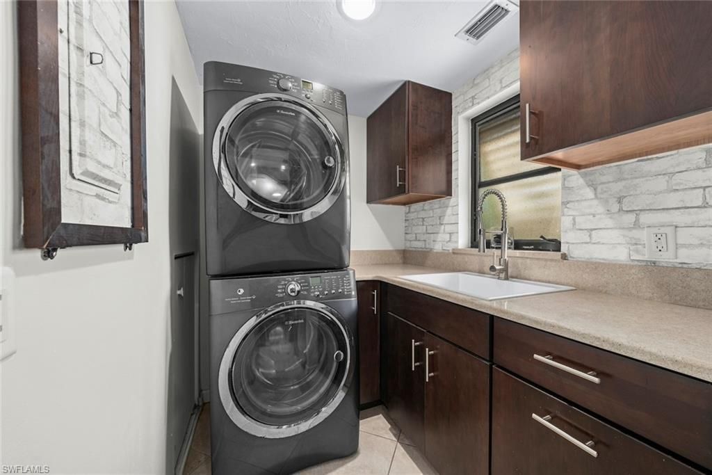 1410 Sand Castle Rd , Sanibel, FL 33957 Photo