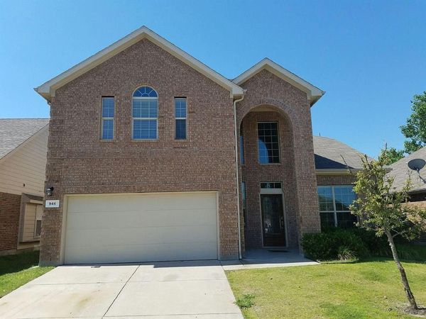 946 Bowie Drive , Lavon, TX 75166