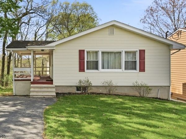 42 Erie Ave, Rockaway, NJ 07866