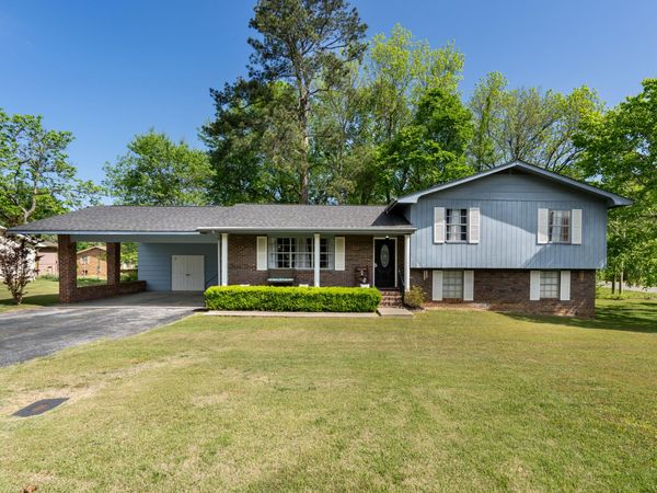 302 Johnson Street, LaFayette, GA 30728