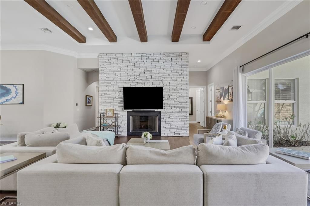 5074 Rustic Oaks Cir, Naples, FL 34105 Photo