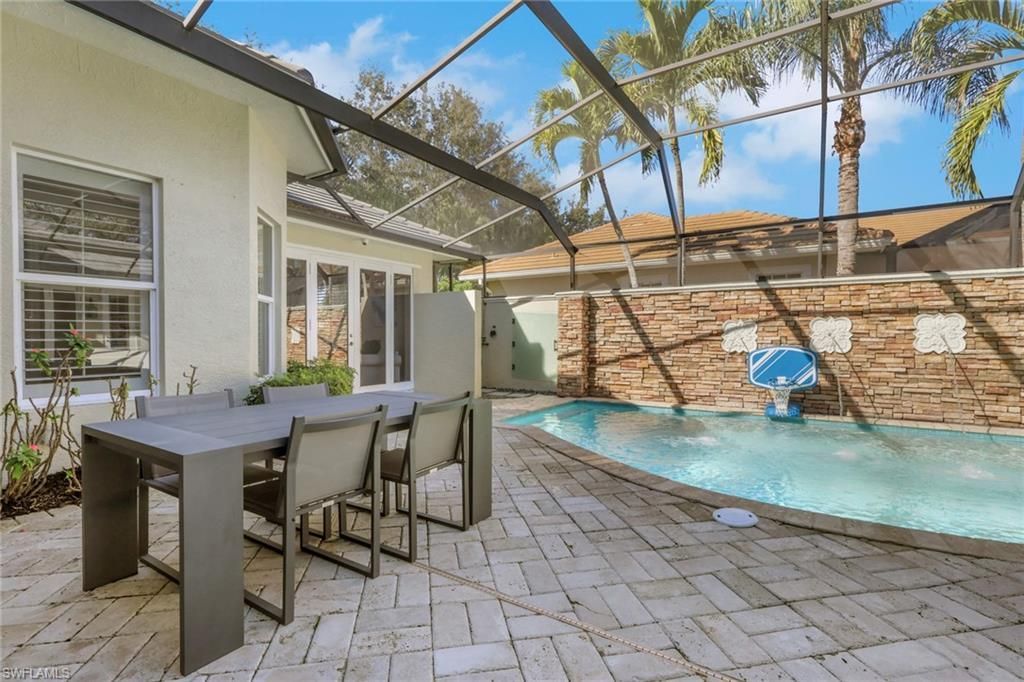 5074 Rustic Oaks Cir, Naples, FL 34105 Photo