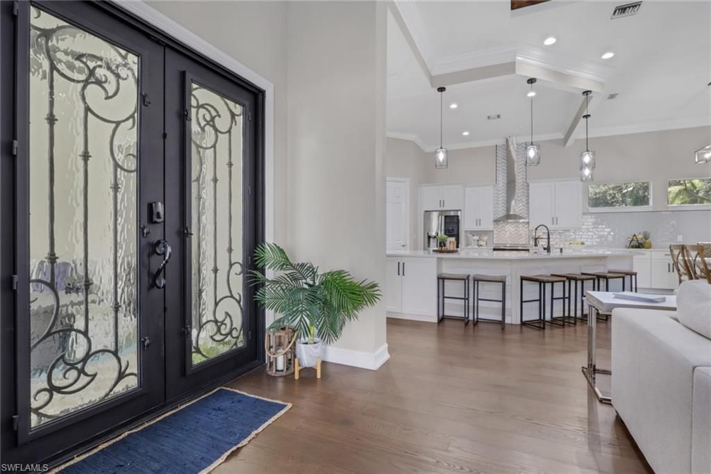 5074 Rustic Oaks Cir, Naples, FL 34105 Photo