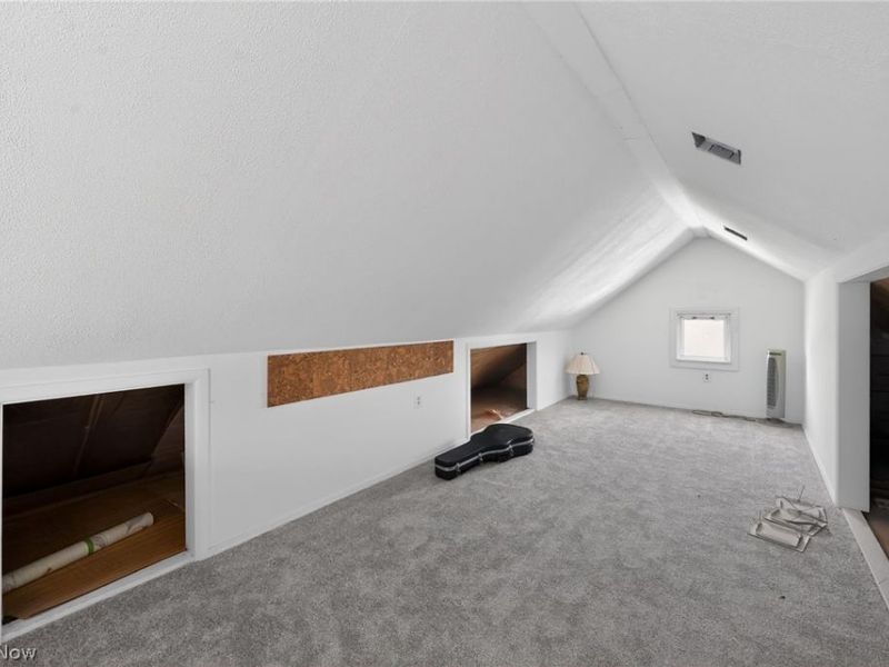 4787 Broadale Road, Cleveland, OH 44109 Photo 10