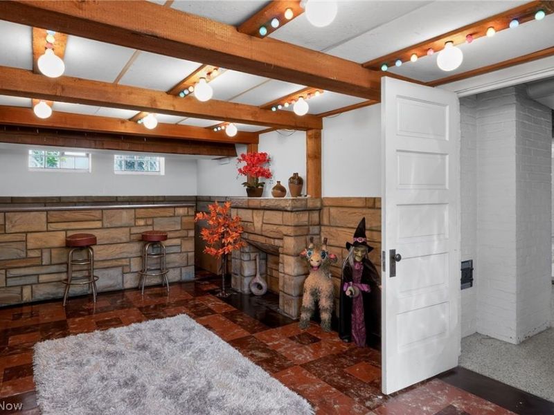 4787 Broadale Road, Cleveland, OH 44109 Photo 11