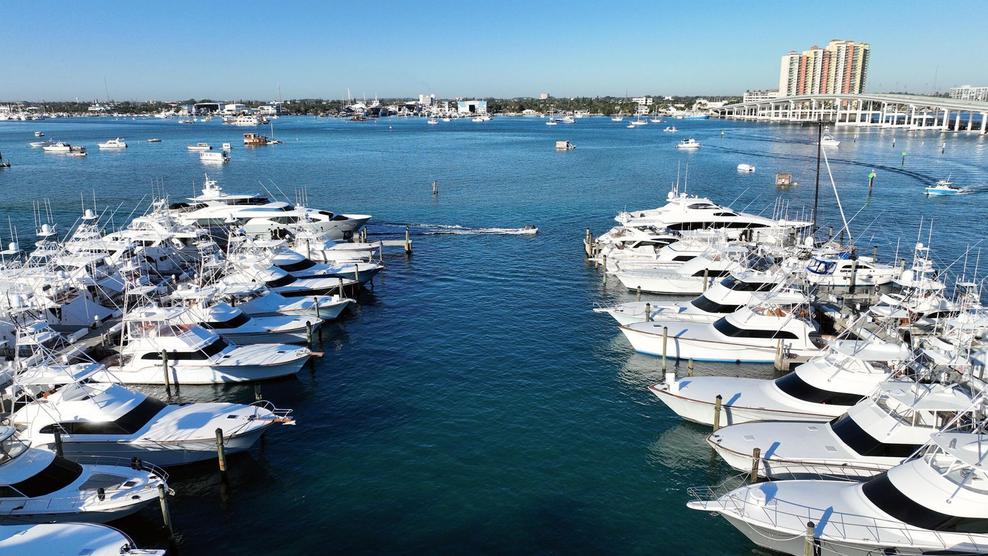 184 Lake Drive, Unit 4301, Palm Beach Shores, FL 33404 Photo