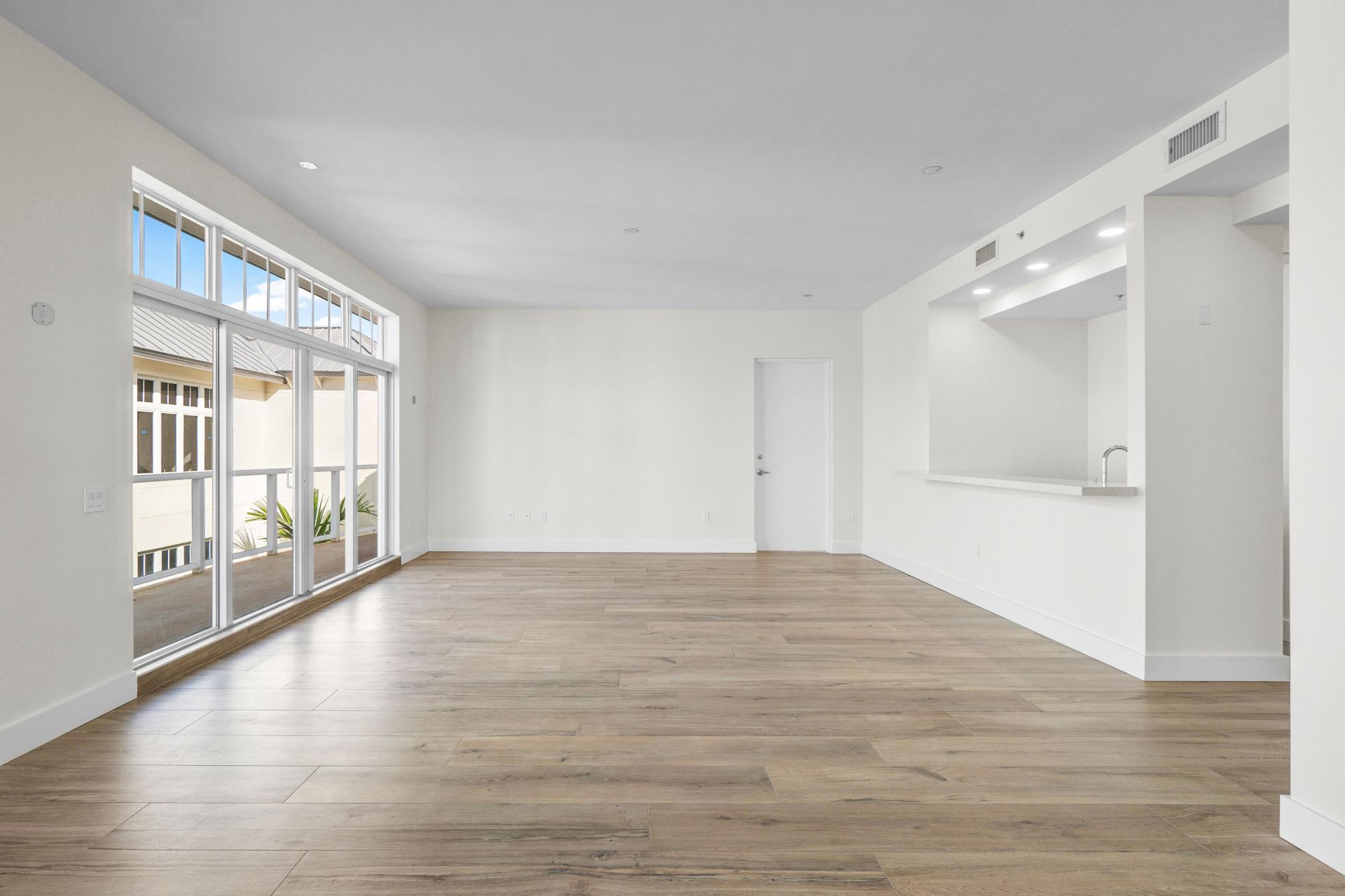 184 Lake Drive, Unit 4301, Palm Beach Shores, FL 33404 Photo