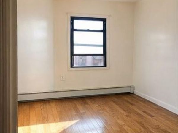 584 Lafayette Avenue, Brooklyn, NY 11205