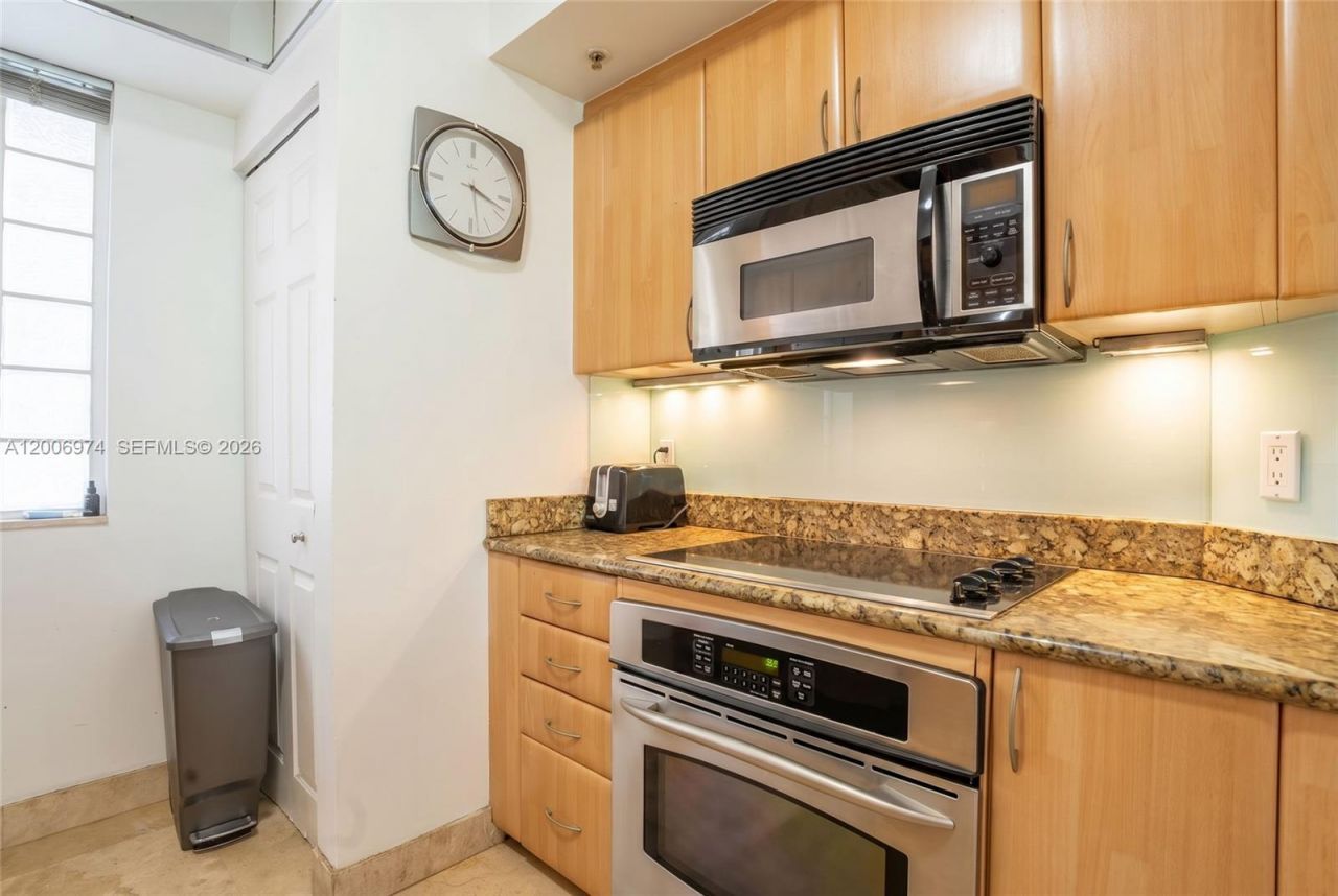 151 Michigan Ave , Unit 533, Miami Beach, FL 33139 Photo