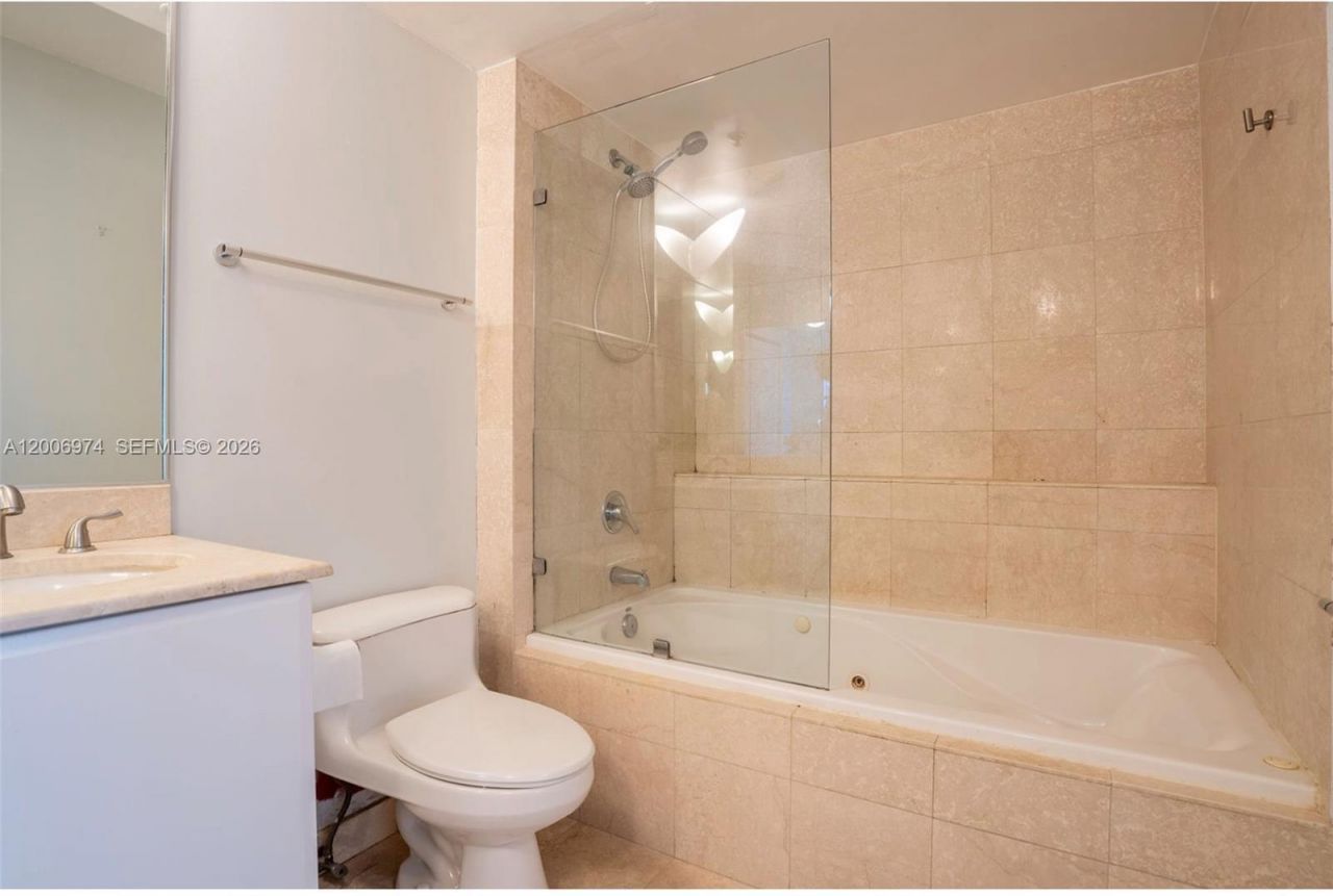 151 Michigan Ave , Unit 533, Miami Beach, FL 33139 Photo