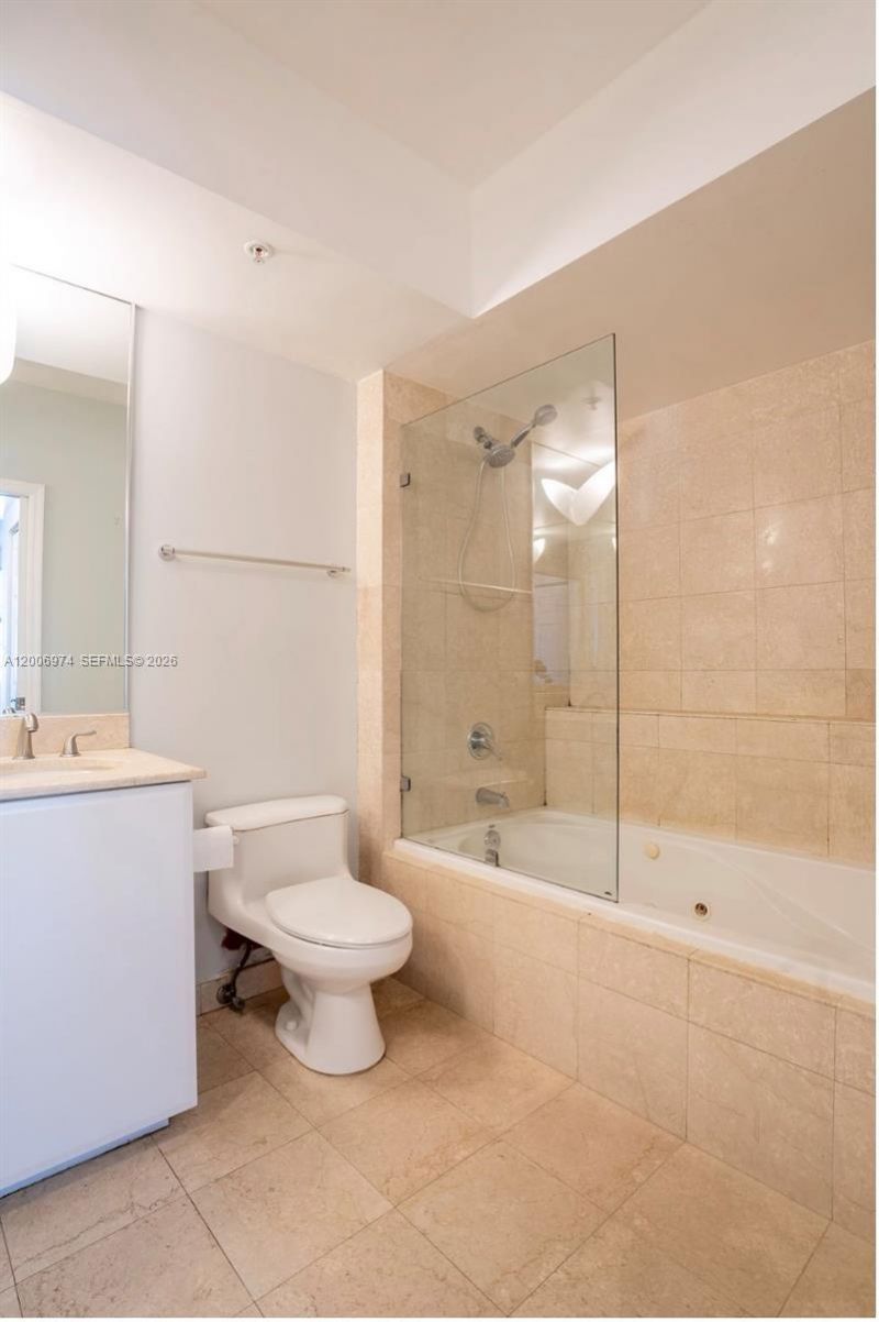151 Michigan Ave , Unit 533, Miami Beach, FL 33139 Photo