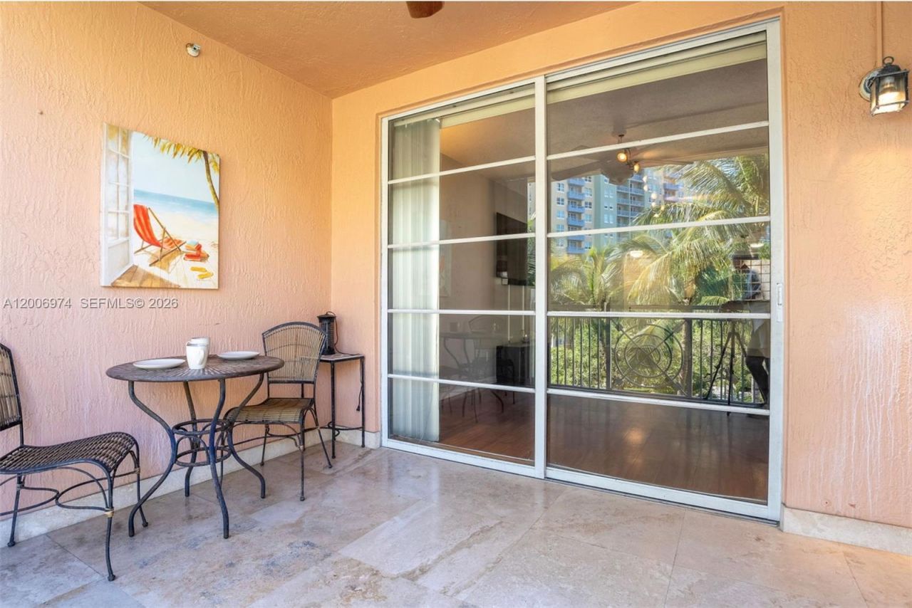 151 Michigan Ave , Unit 533, Miami Beach, FL 33139 Photo