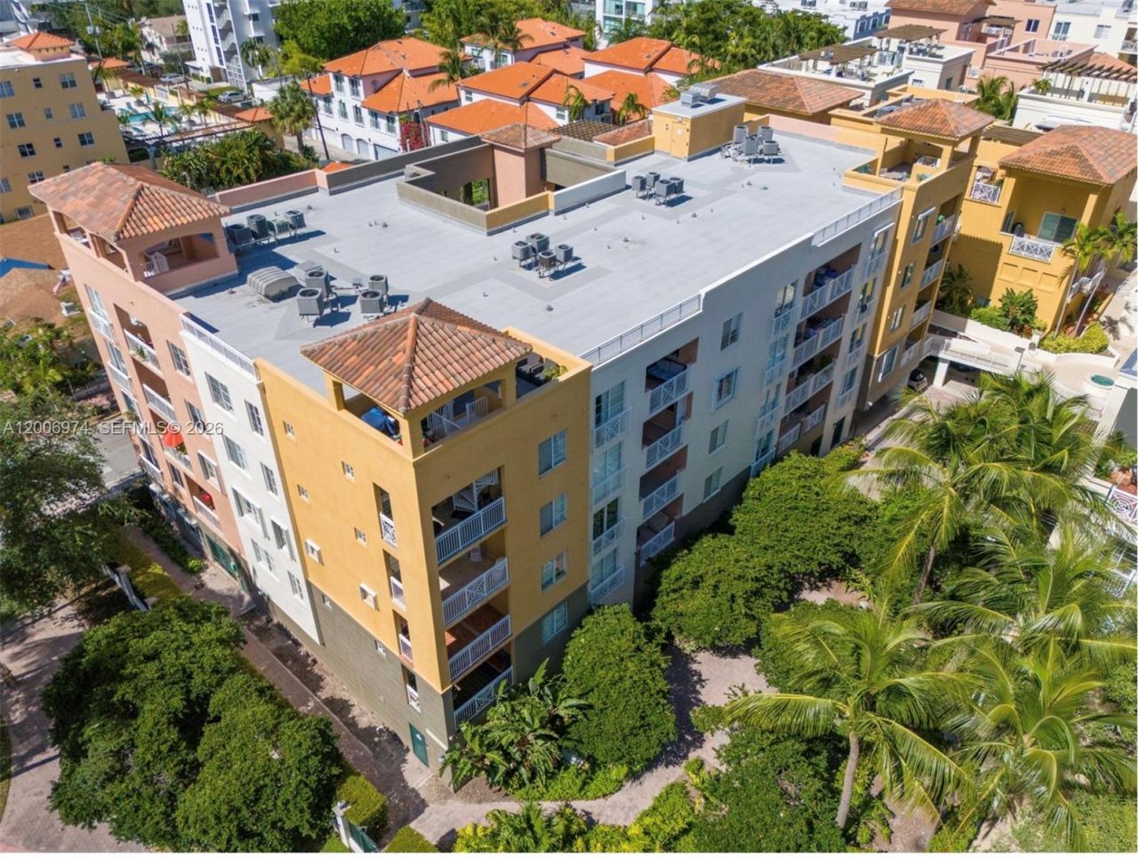 151 Michigan Ave , Unit 533, Miami Beach, FL 33139 Photo