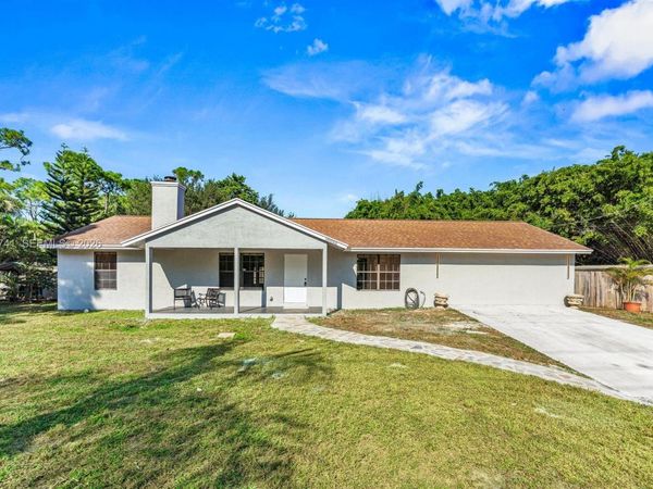 18055 W Sycamore Dr , Unit 1, Loxahatchee, FL 33470