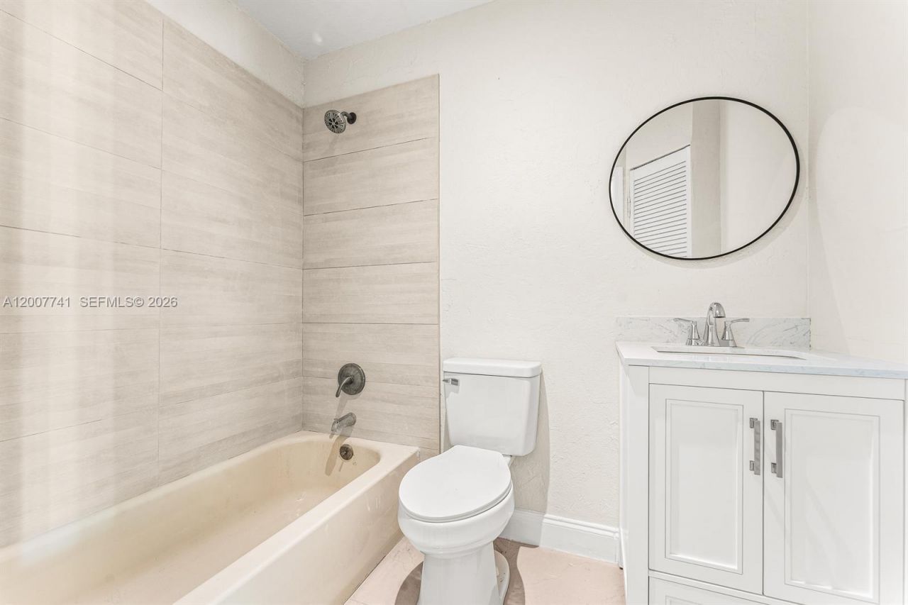 18055 W Sycamore Dr, Unit 1, Loxahatchee, FL 33470 Photo
