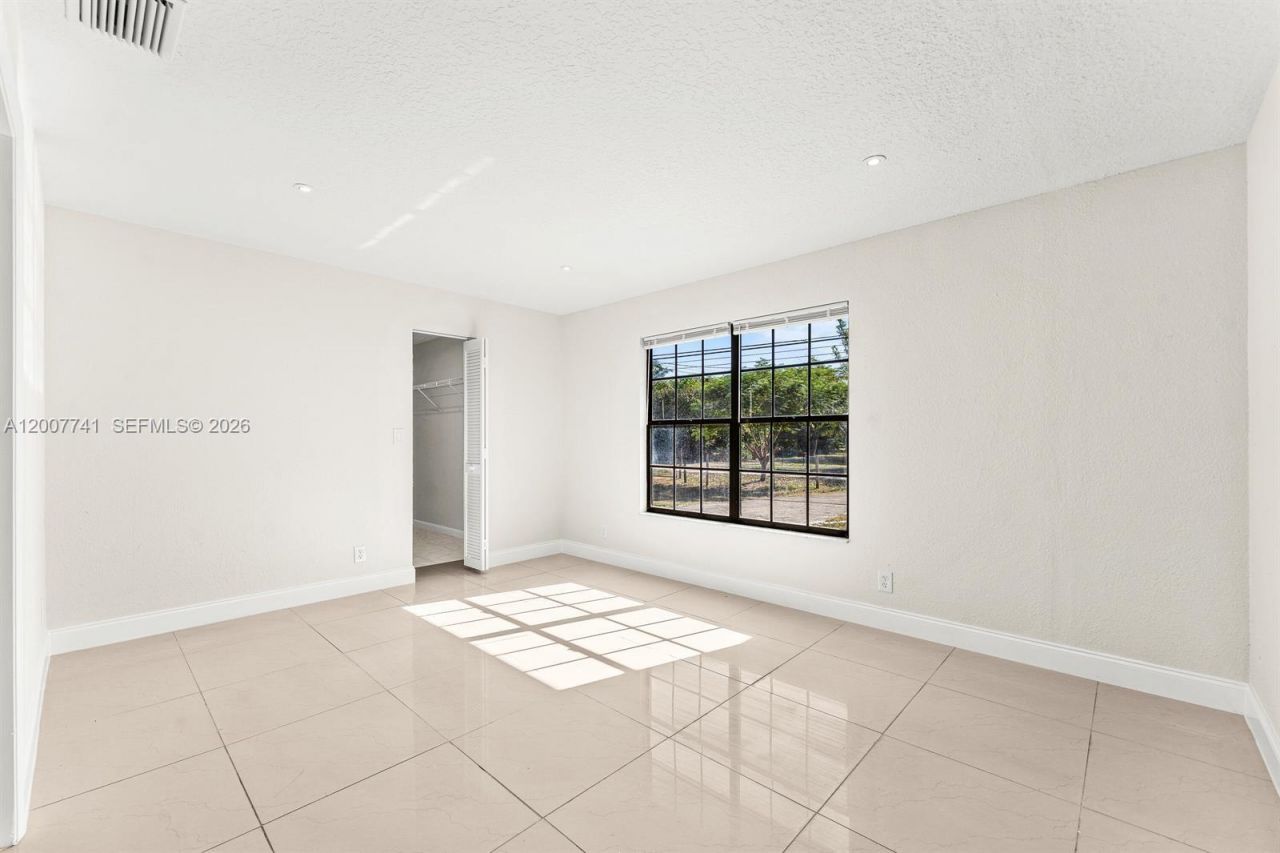 18055 W Sycamore Dr, Unit 1, Loxahatchee, FL 33470 Photo