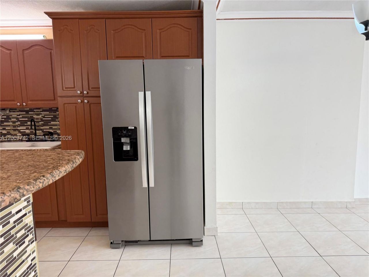 1850 W 56th St, Unit 2404, Hialeah, FL 33012 Photo