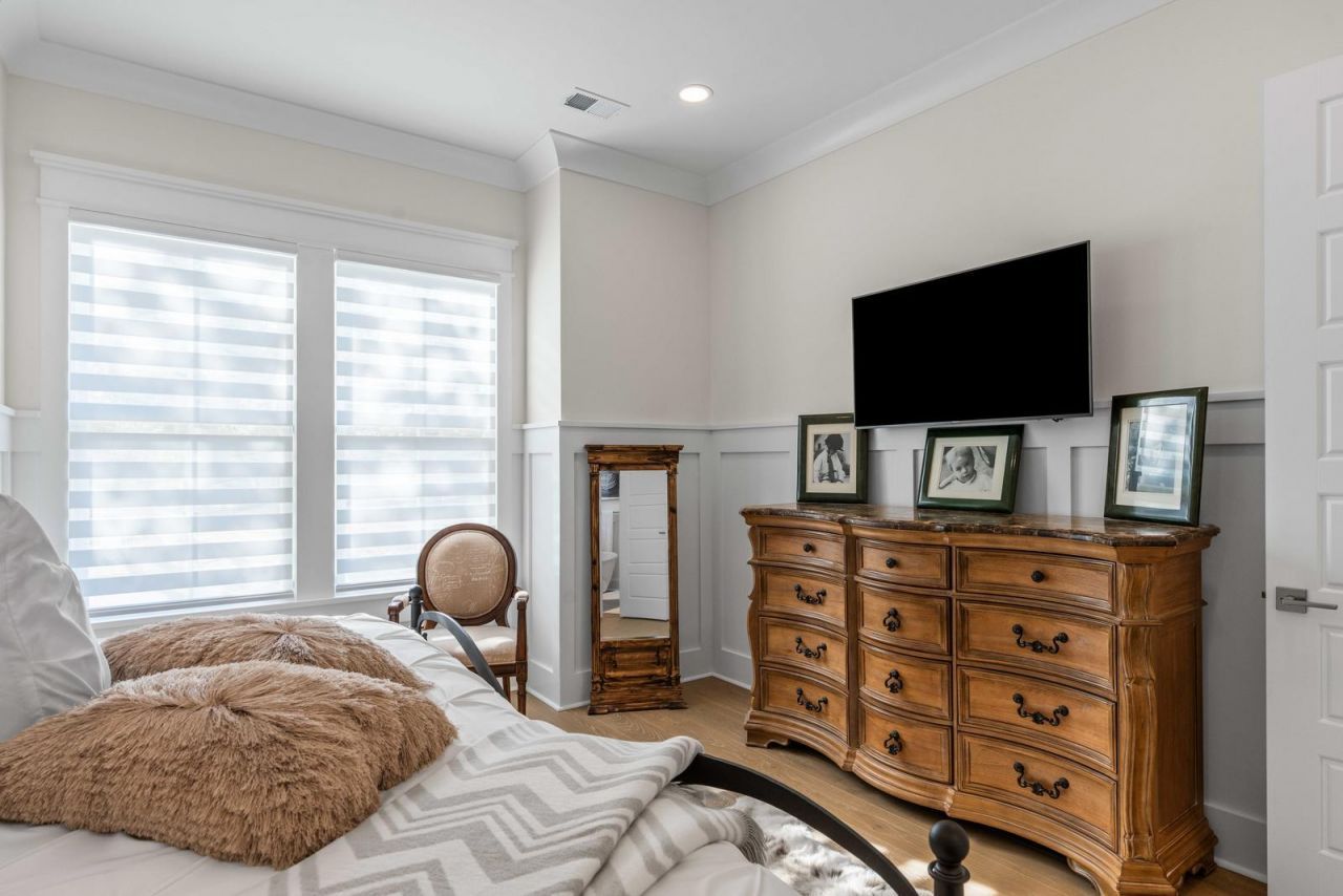 4286 Turtle Landing Court Photo 13