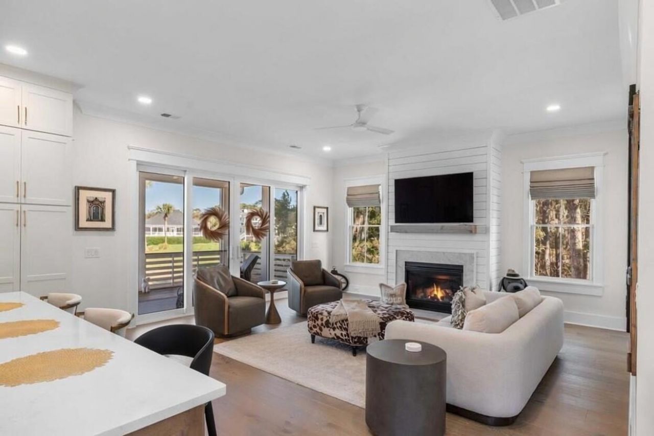 4286 Turtle Landing Court Photo 8