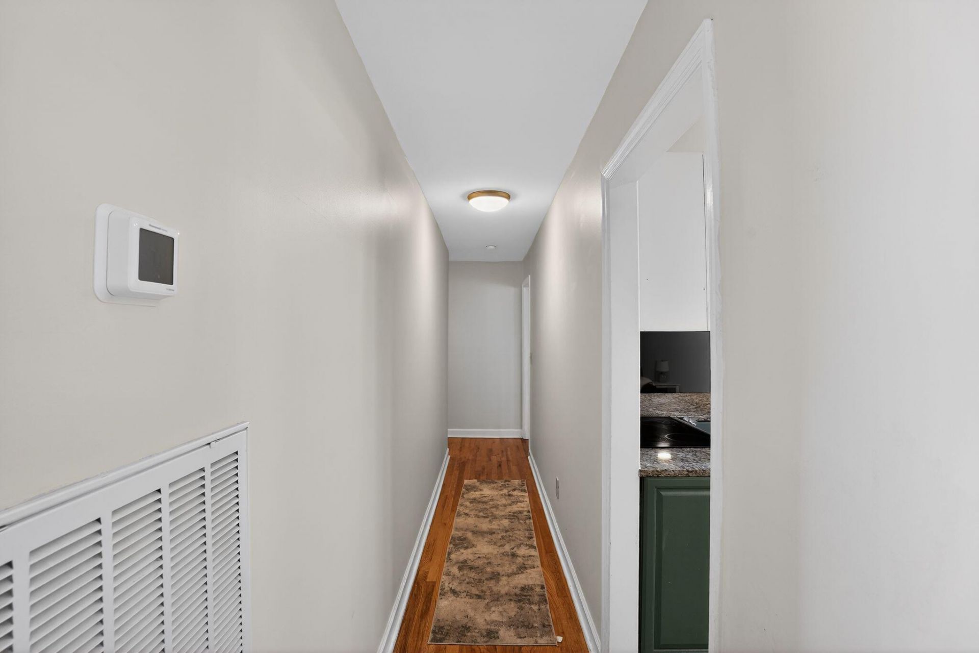 2331 Vanderbilt Drive Photo 17