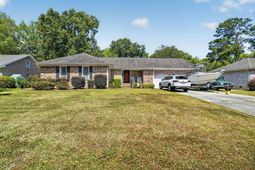 2331 Vanderbilt Drive photo 4