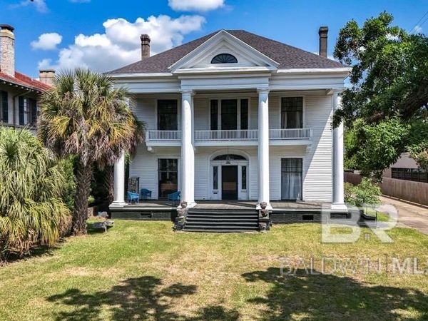 1200 Government Street, Mobile, AL 36604