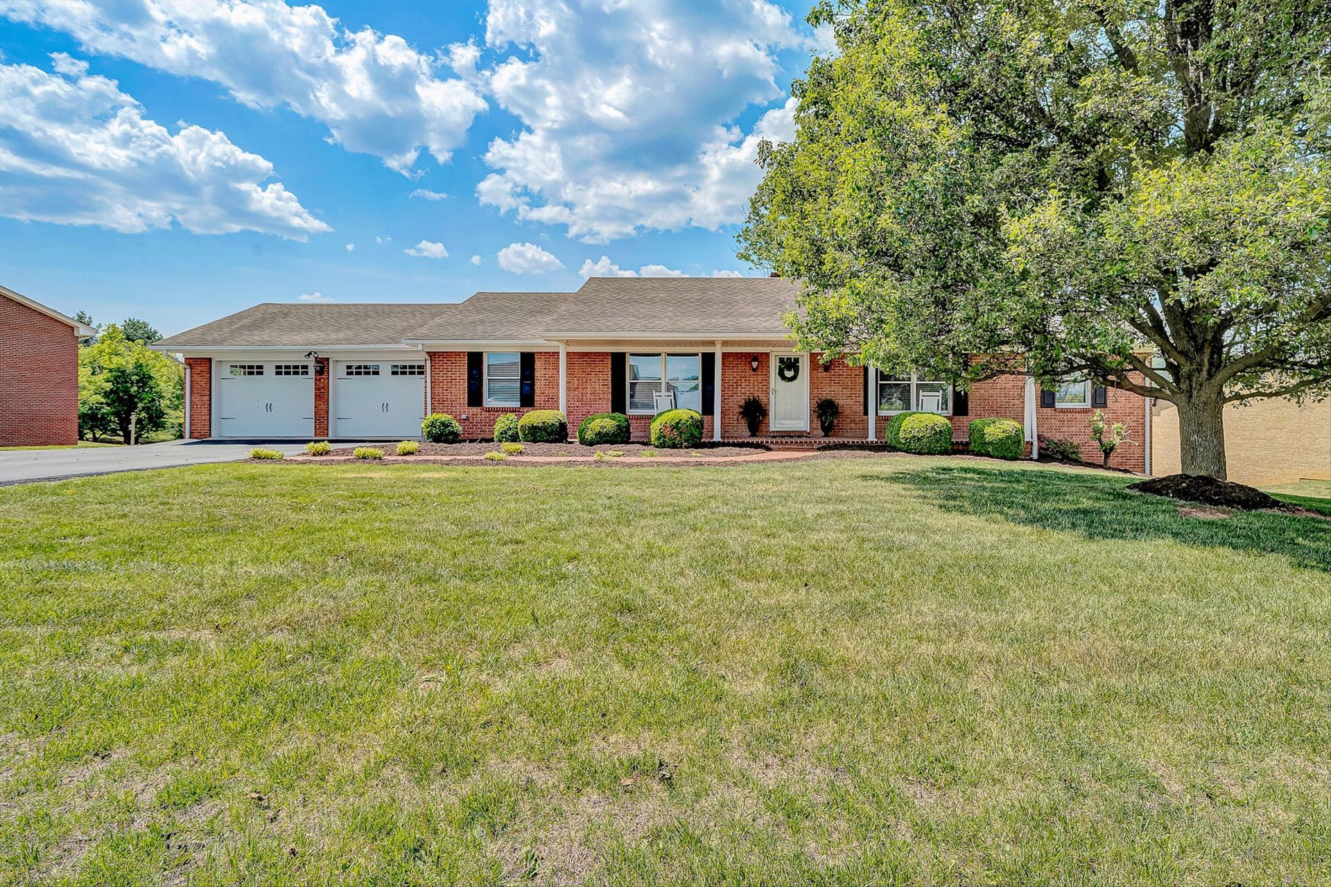 147 Westridge Dr, Daleville, VA 24083 Main Photo