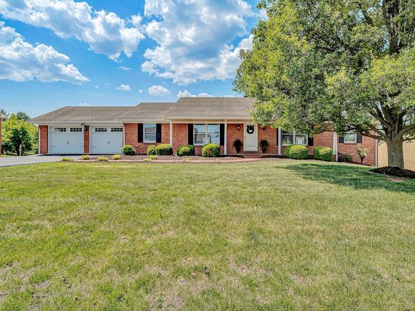 147 Westridge DR, Daleville, VA 24083