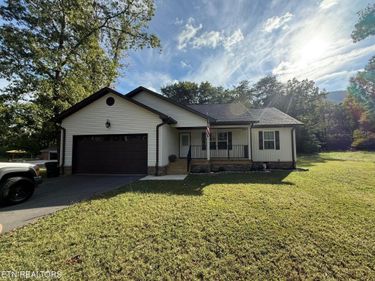 418 Old State Highway 8 , Dunlap, TN 37327
