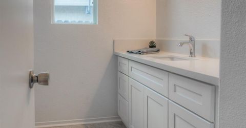 9168 Garlington Ct, Sacramento, CA 95829 Photo