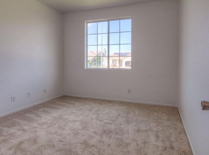 9168 Garlington Ct, Sacramento, CA 95829 Photo