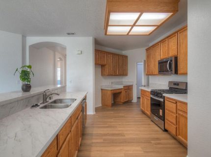 9168 Garlington Ct, Sacramento, CA 95829 Photo