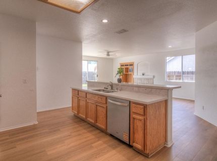 9168 Garlington Ct, Sacramento, CA 95829 Photo