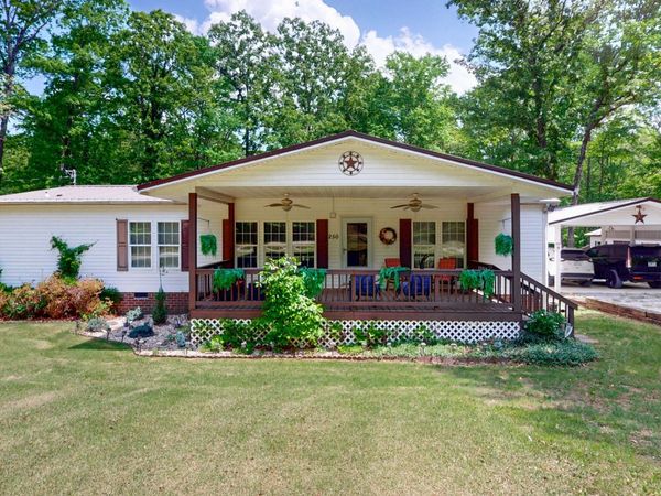 250 Brazzell Rd, Dickson, TN 37055