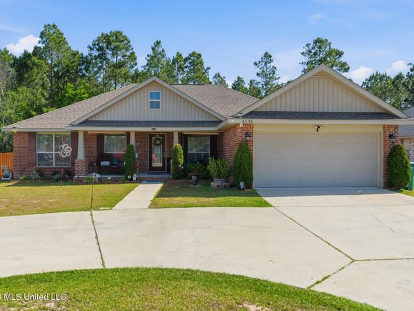 6836 Biddix-evans Road Central , Ocean Springs, MS 39564
