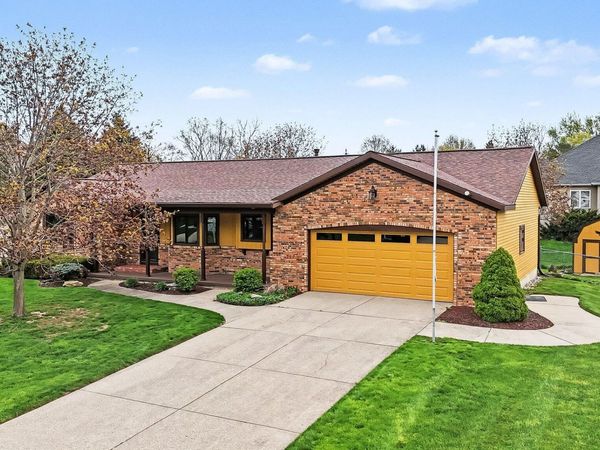 7056 Brooklyn Avenue SE, Grand Rapids, MI 49508