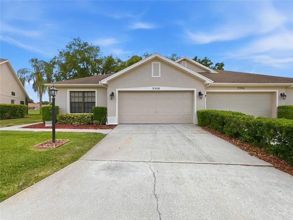 9308 WHISPERING MEADOW COURT , NEW PORT RICHEY, FL 34655