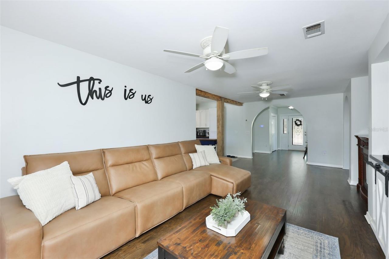 2802 Hideaway Lane , Valrico, FL 33596 Photo