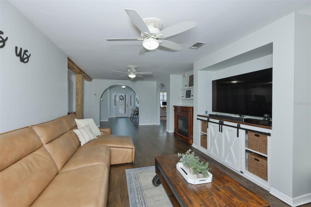 2802 Hideaway Lane , Valrico, FL 33596 Photo