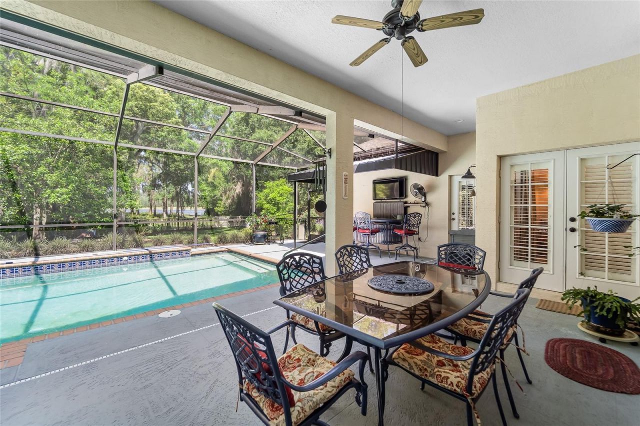 1012 Kingsborough Gardens Court , Lutz, FL 33548 Photo