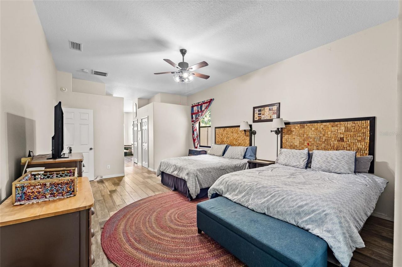 1012 Kingsborough Gardens Court , Lutz, FL 33548 Photo