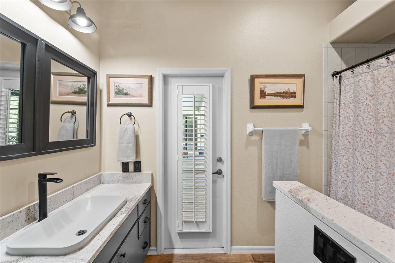 1012 Kingsborough Gardens Court , Lutz, FL 33548 Photo