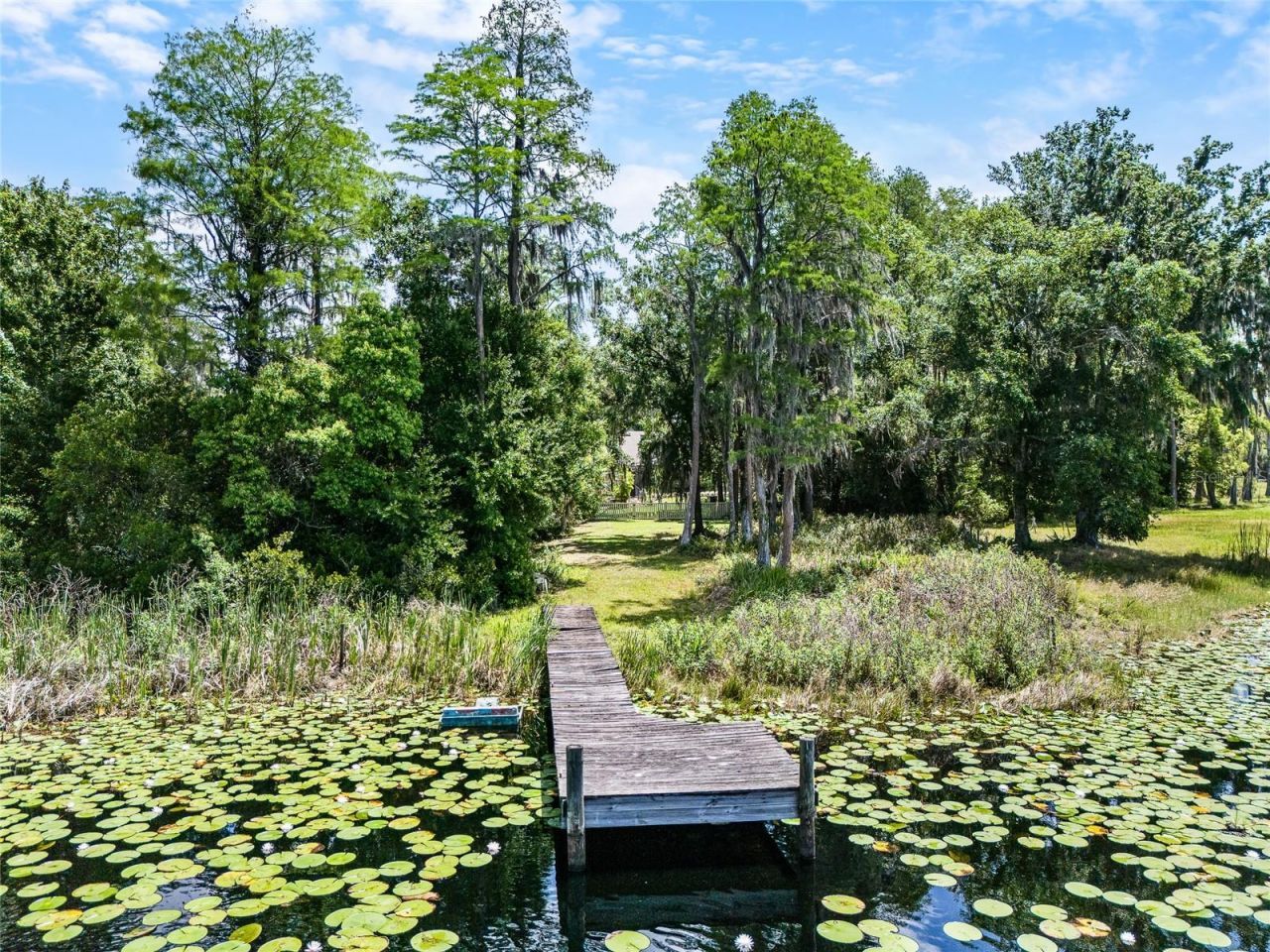 1012 Kingsborough Gardens Court , Lutz, FL 33548 Photo